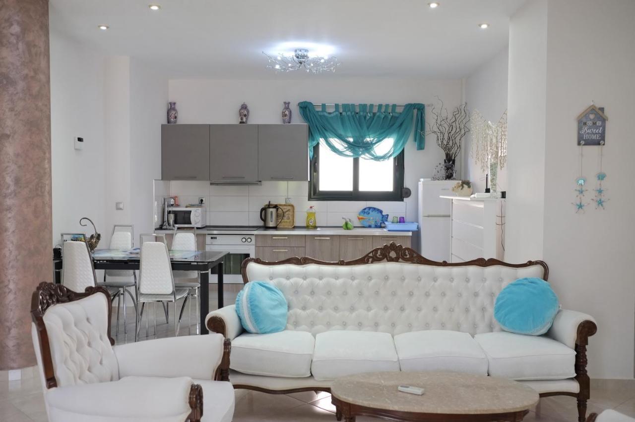 Irenes Apartment Kallithea  Extérieur photo