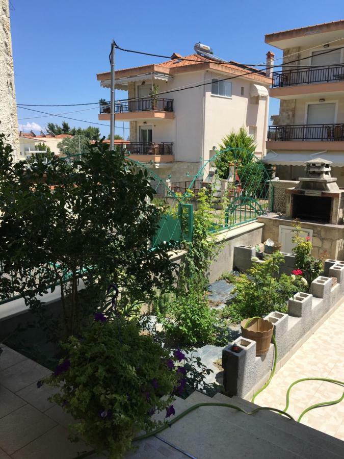 Irenes Apartment Kallithea  Extérieur photo